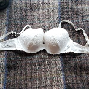 NWOT push up bra